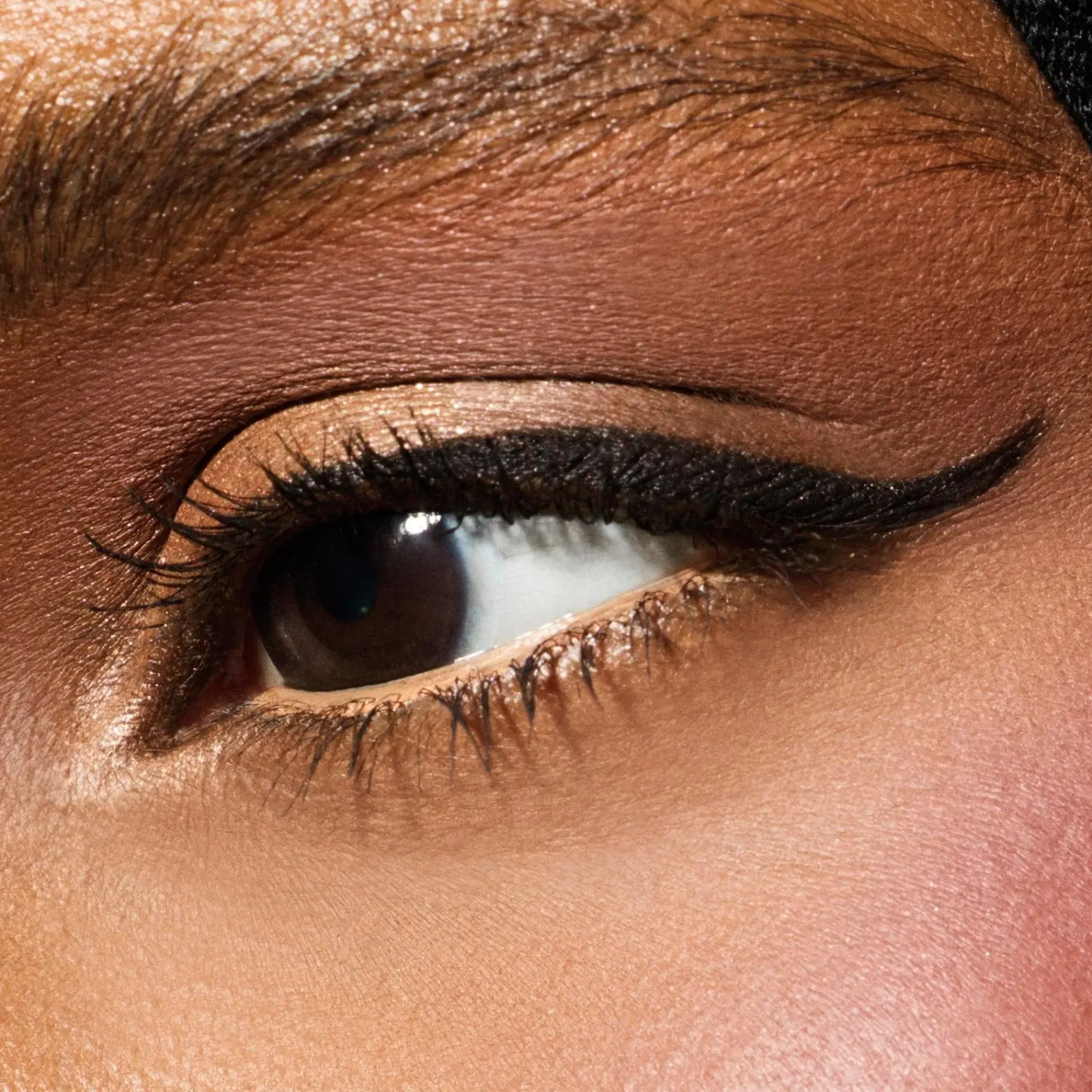 Fenty Beauty Silmämeikit<Fine Linez Lash Line-Enhancing Eyeliner silmänrajauskynä 0.1 gr