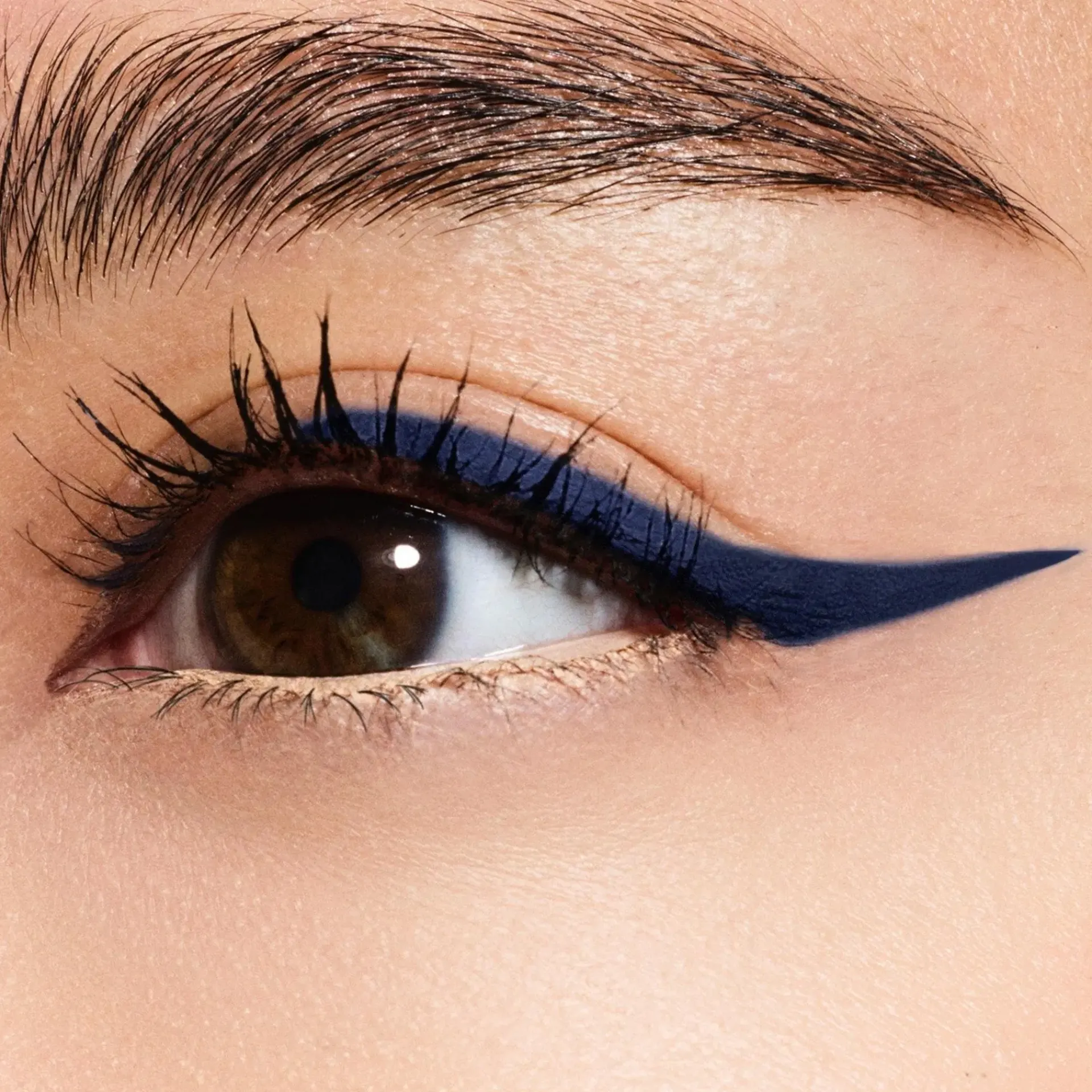 Fenty Beauty Silmämeikit<Fine Linez Lash Line-Enhancing Eyeliner silmänrajauskynä 0.1 gr