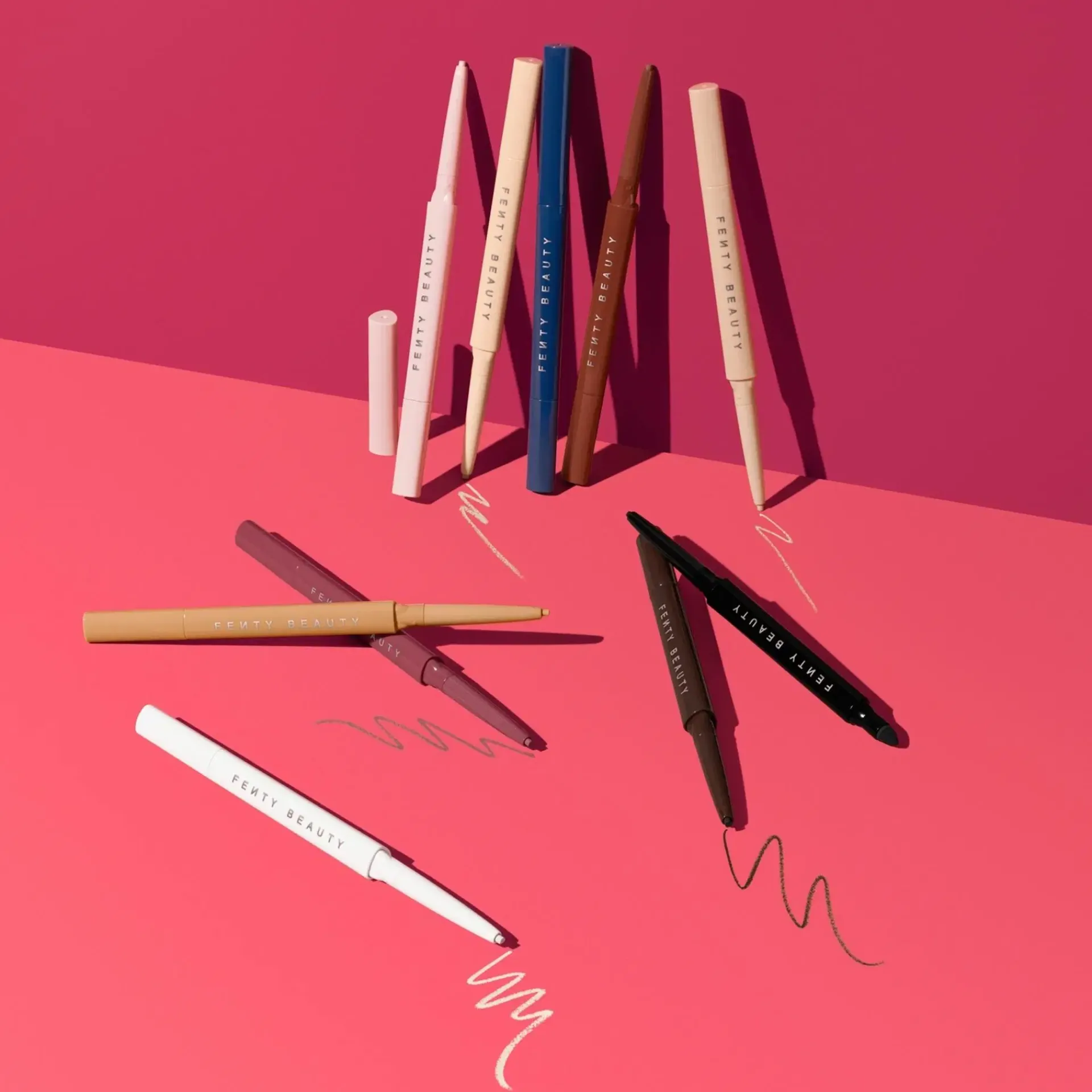 Fenty Beauty Silmämeikit<Fine Linez Lash Line-Enhancing Eyeliner silmänrajauskynä 0.1 gr