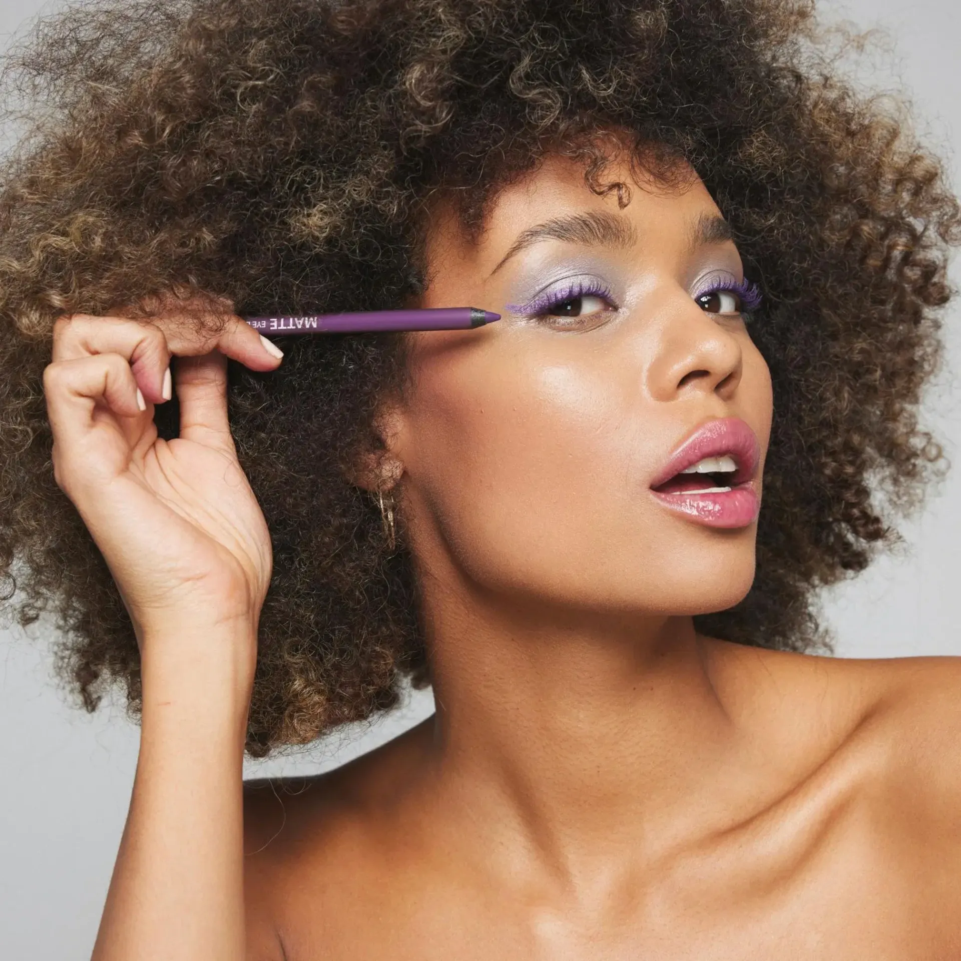 GOSH Silmämeikit<Matte Eye Liner 019 Dusty Violet silmänrajauskynä 1,2g