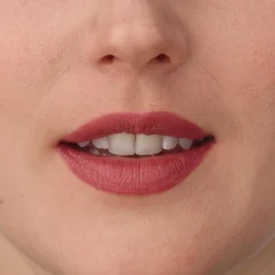 IsaDora Hajusteettomat Meikit|Huulimeikit<Perfect Moisture Lipstick huulipuna 4 ml