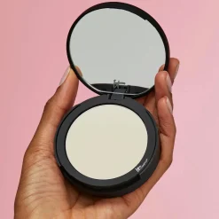 IT Cosmetics Kasvomeikit<Bye Bye Pores Pressed™ Translucent kivipuuteri 9 g