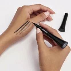 IT Cosmetics Silmämeikit<Superhero™ Liner silmänrajaustussi 0,55 ml