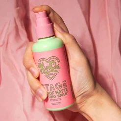 KimChi Chic Beauty Kasvomeikit<Stage Proof Matte Setting Spray meikinkiinnityssuihke 105 ml
