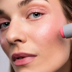 LH Cosmetics Kasvomeikit<Artistick -poskipuna 5,8 g