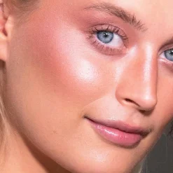 LH Cosmetics Kasvomeikit<Duo dimension -poskipunapaletti 4 g