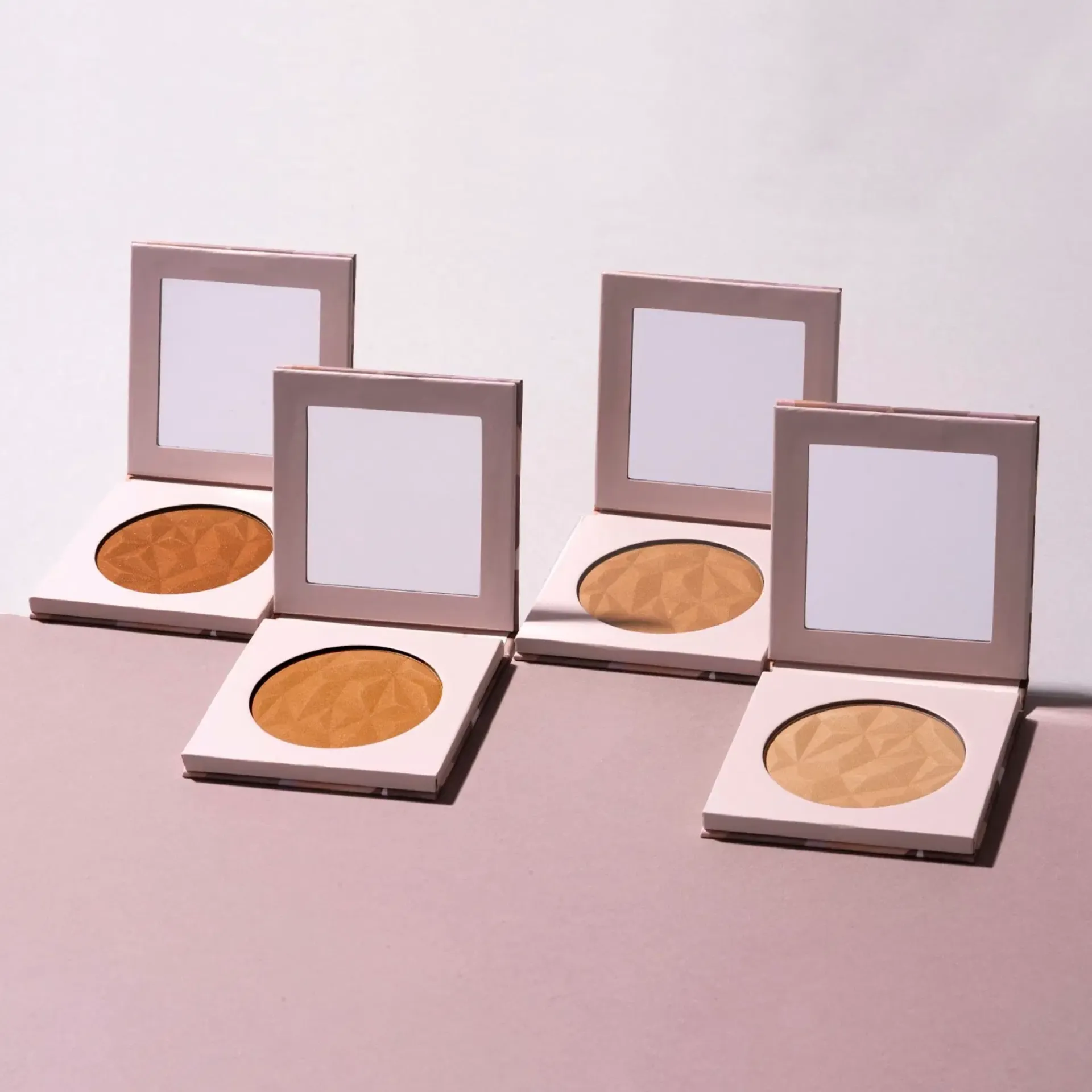 LH Cosmetics Kasvomeikit<Infinity Bronzer -aurinkopuuteri 7 g