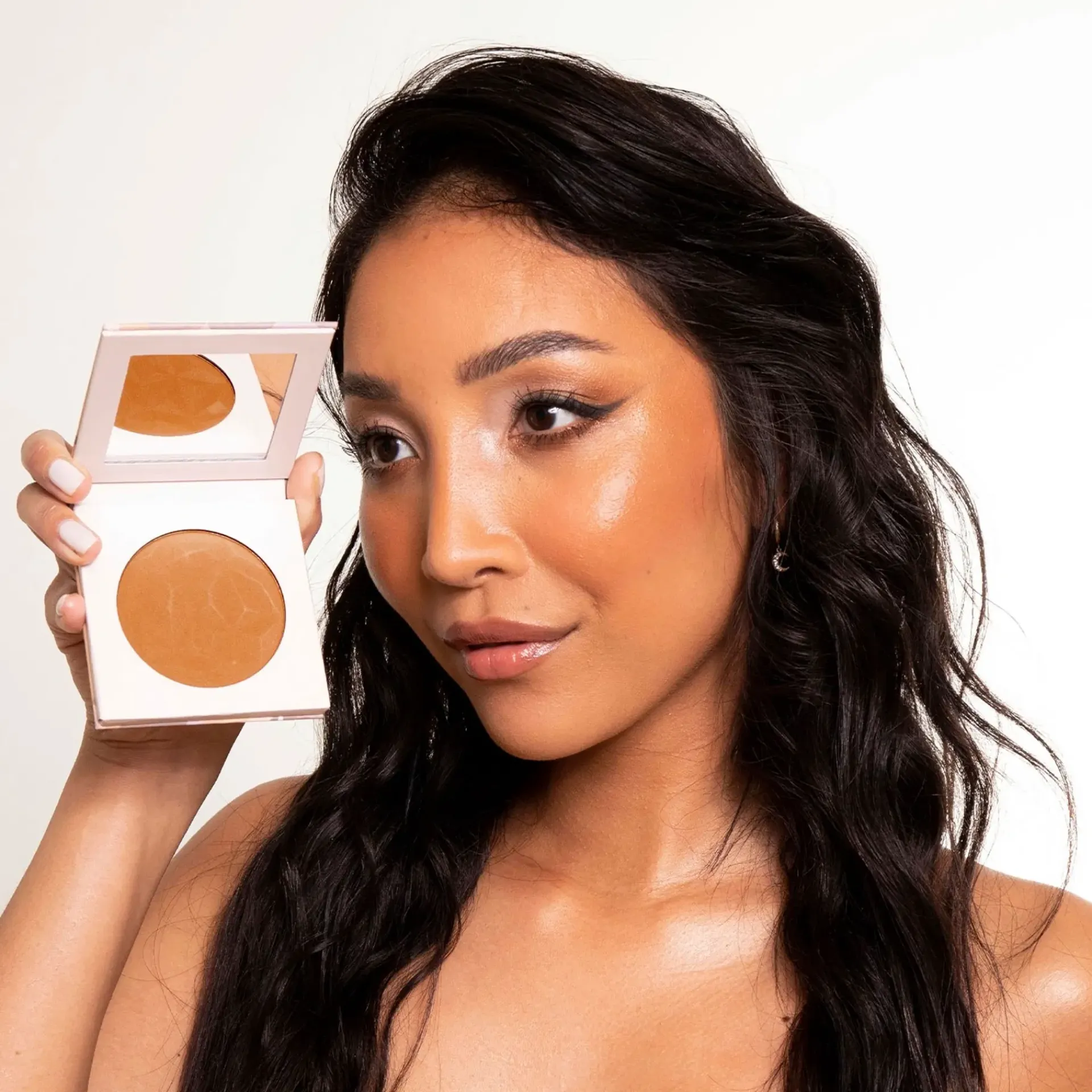 LH Cosmetics Kasvomeikit<Infinity Bronzer -aurinkopuuteri 7 g