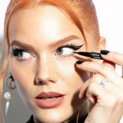 LH Cosmetics Silmämeikit<Infinity Ink -silmänrajaustussi 0,5 ml