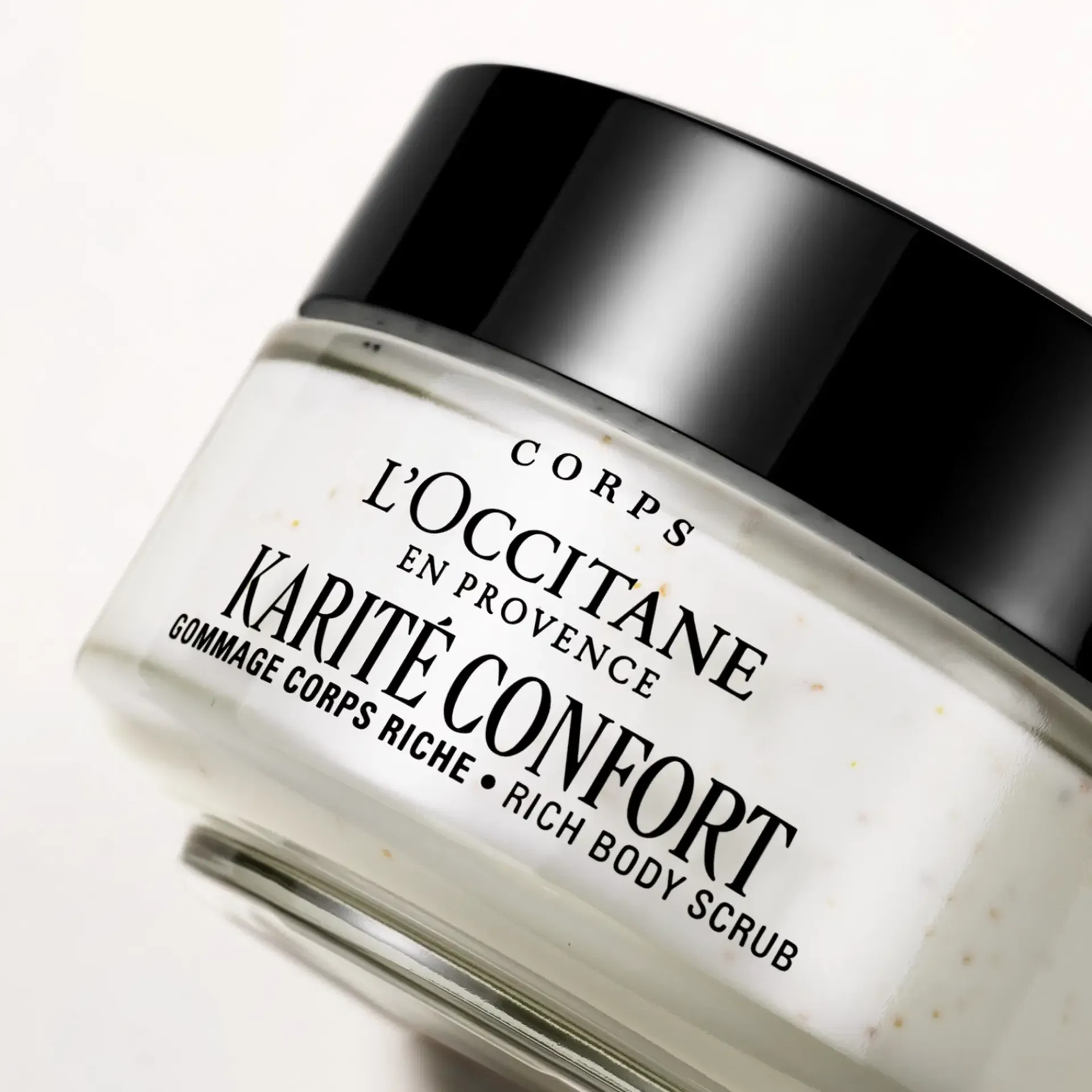 L’Occitane en Provence Vartalonhoito<L'Occitane en Provence Shea Butter (Karité) Body Scrub