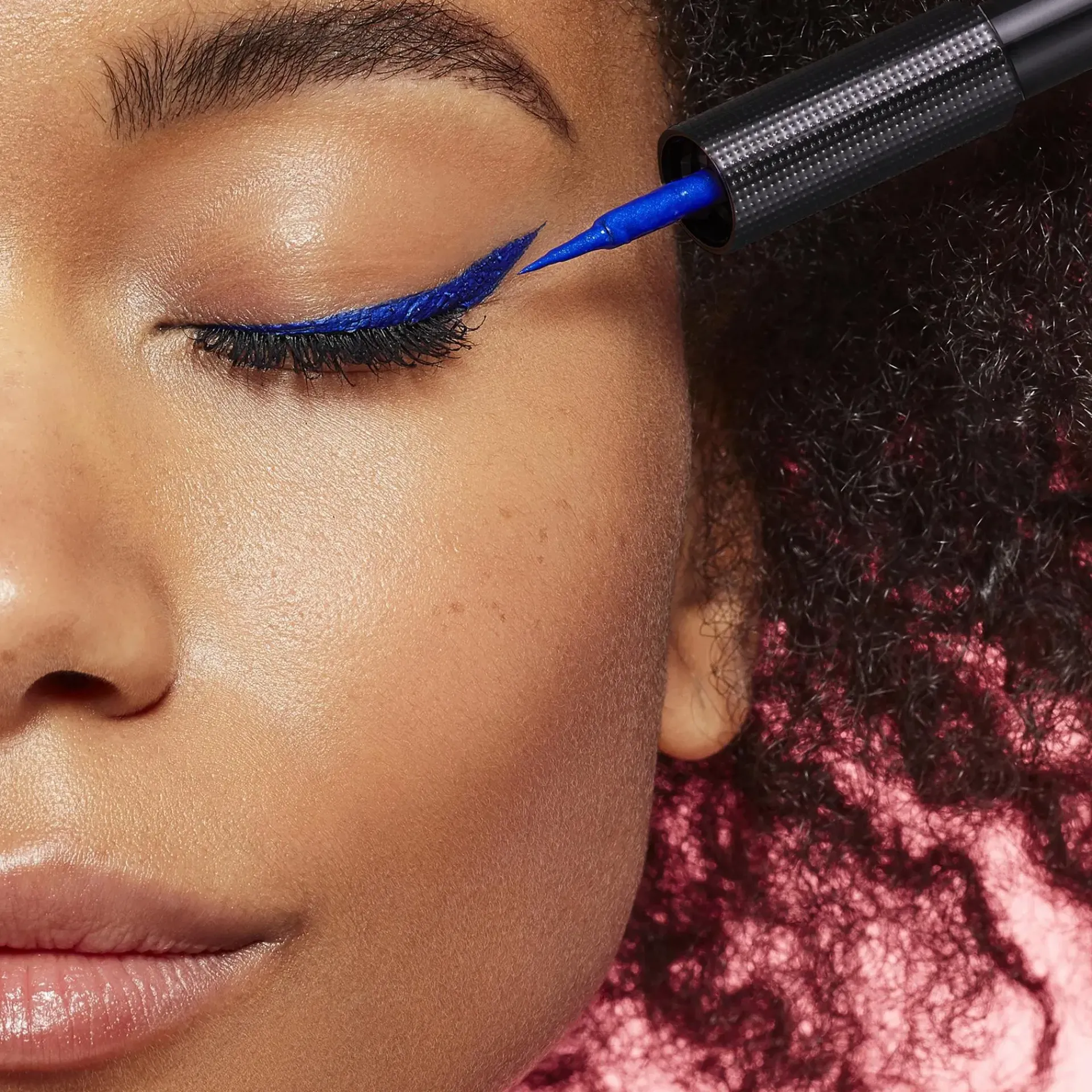 L'Oréal Paris Silmämeikit<Infaillible Grip Matte Liquid Liner 02 Blue nestemäinen silmänrajausväri 3ml