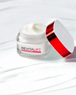 L'Oréal Paris Kasvojenhoito<Revitalift Perfume Free kiinteyttävä ja kosteuttava päivävoide herkälle iholle 50ml