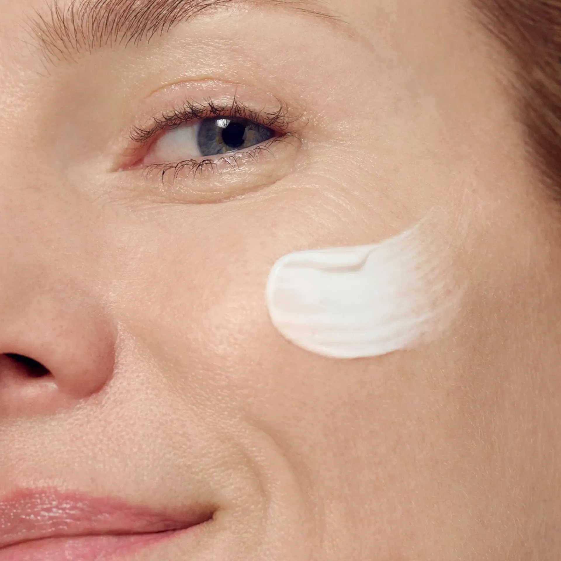 L'Oréal Paris Kasvojenhoito<Revitalift ryppyjä silottava ja ihoa kiinteyttävä päivävoide 50ml
