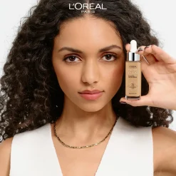 L'Oréal Paris Kasvomeikit<True Match Nude Plumping Tinted Serum meikkivoide 30 ml