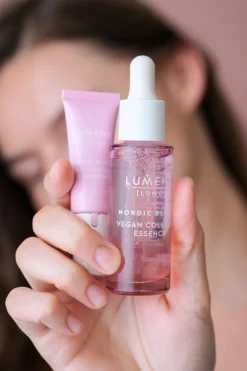 Lumene Ihonhoidon Tehoaineet|Kasvojenhoito<LUMO Kimmoisuutta lisäävä silmänympärysseerumi 10ml