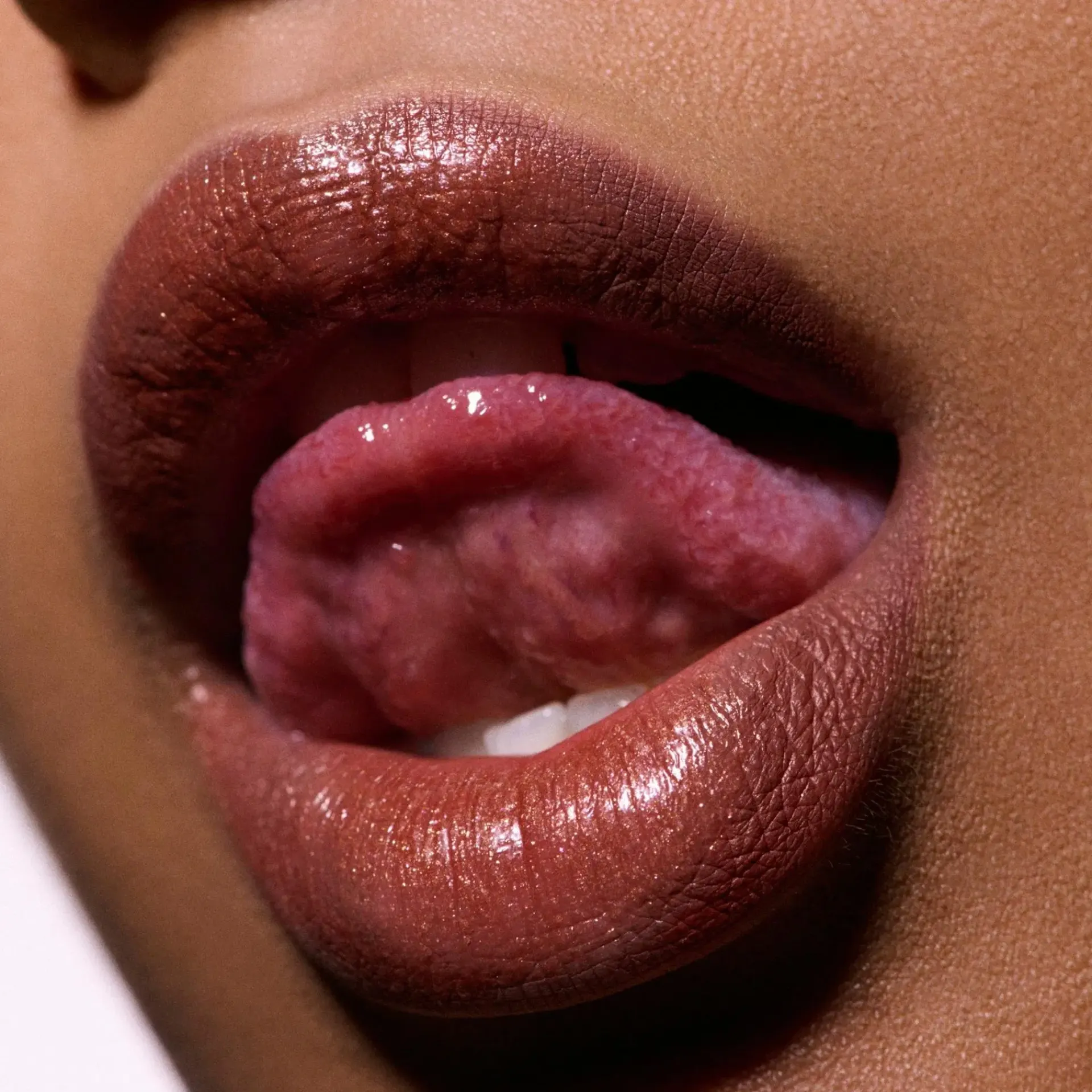 Mac Cosmetics Huulimeikit<Dazzlelips Crayon -huulipuna 1,5 g