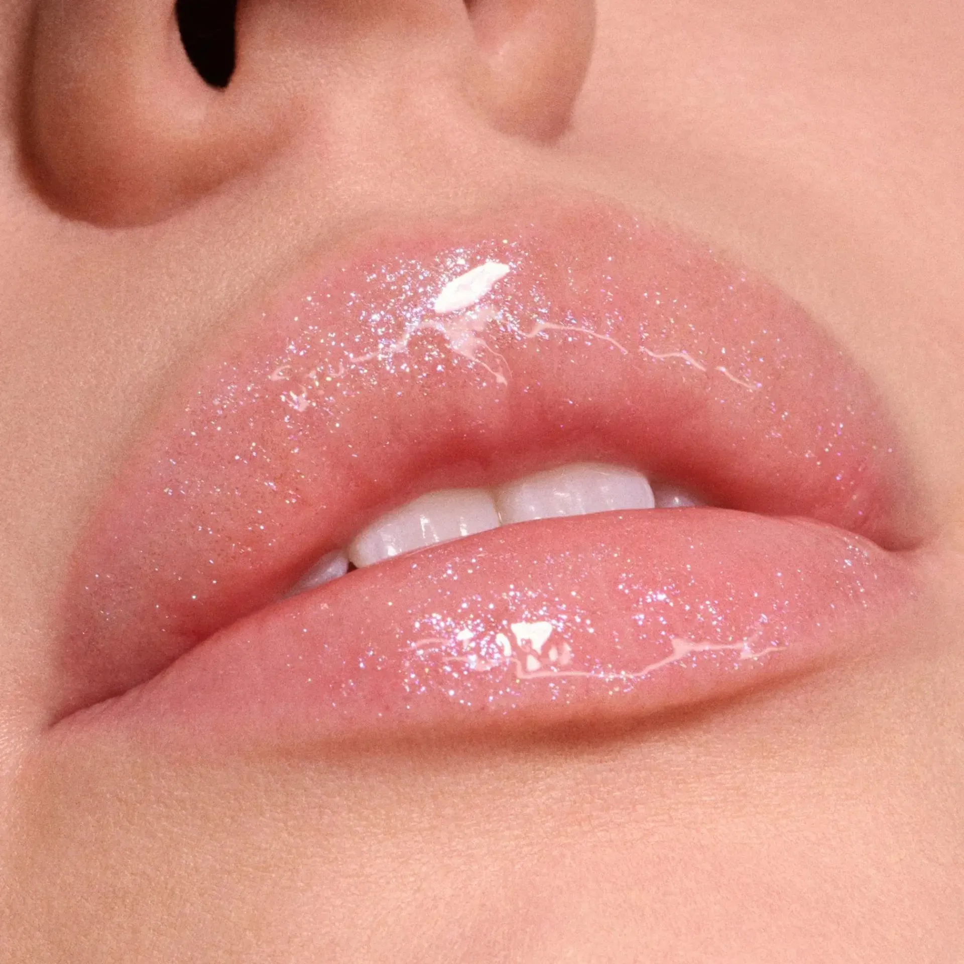 Mac Cosmetics Huulimeikit<Lipglass Air Non-Sticky Gloss -huulikiilto 5 ml Hint Of Mint