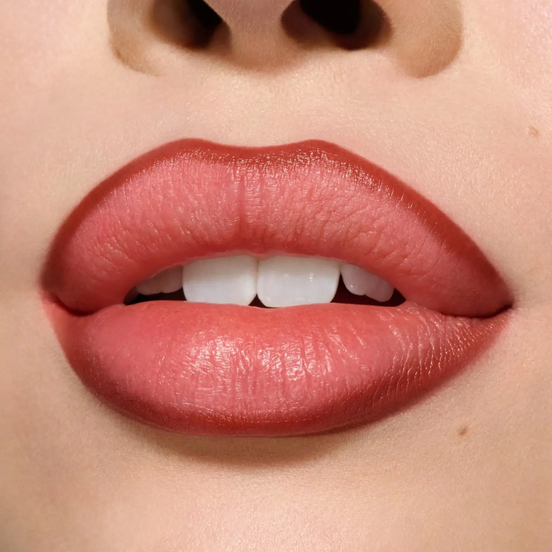 Mac Cosmetics Huulimeikit<Lipglazer Glossy Liner -huultenrajauskynä 0,25 g