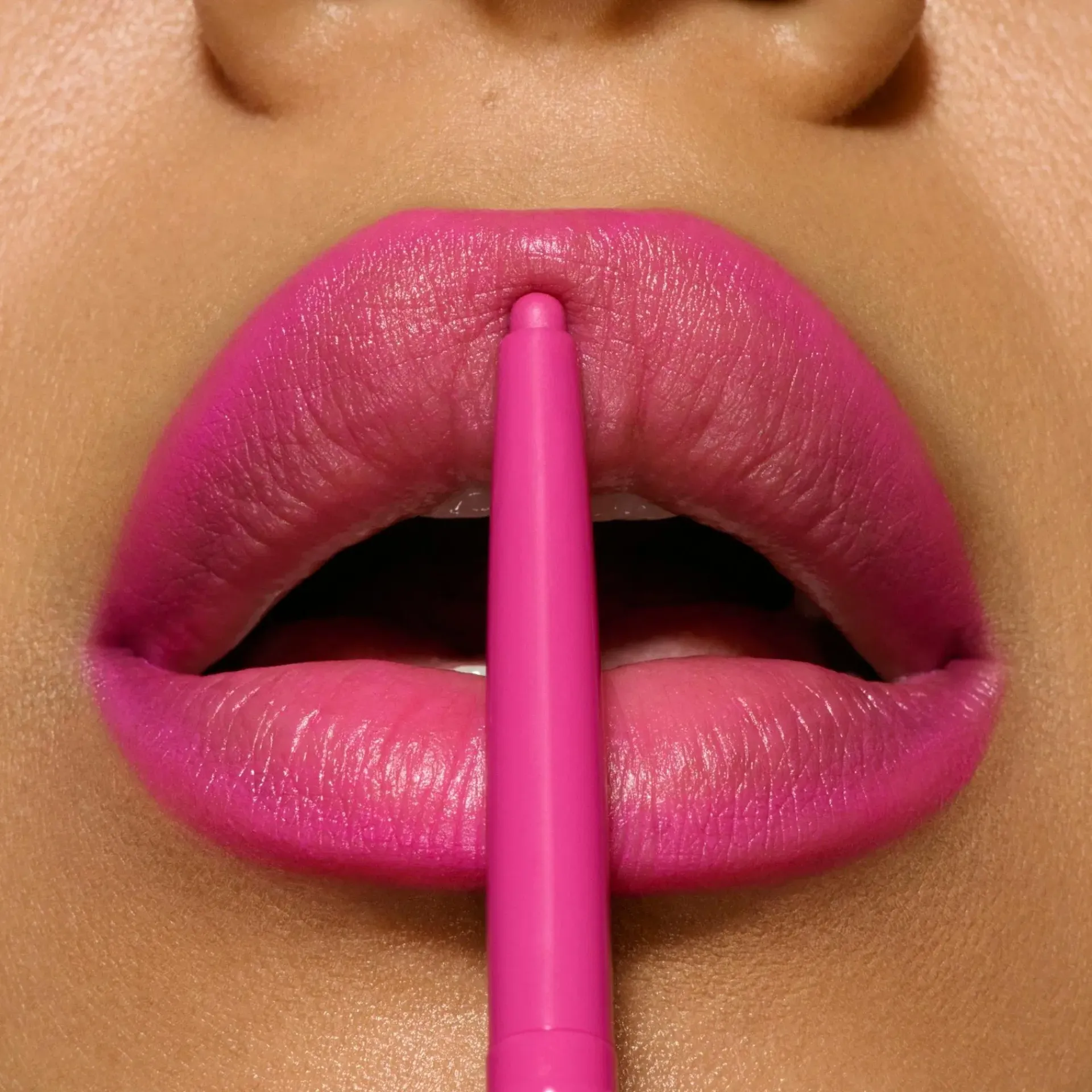 Mac Cosmetics Huulimeikit<Lipglazer Glossy Liner -huultenrajauskynä 0,25 g