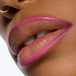 Mac Cosmetics Huulimeikit<Lipglazer Glossy Liner -huultenrajauskynä 0,25 g
