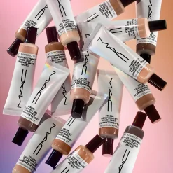 Mac Cosmetics Kasvomeikit<Strobe Dewy Skin Tint -sävyttävä kosteusvoide 30 ml