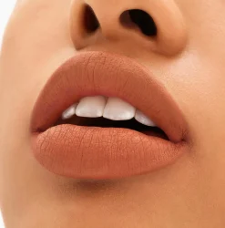 Mac Cosmetics Huulimeikit<MAC Locked Kiss 24Hr Lipstick huulipuna 1,8 g