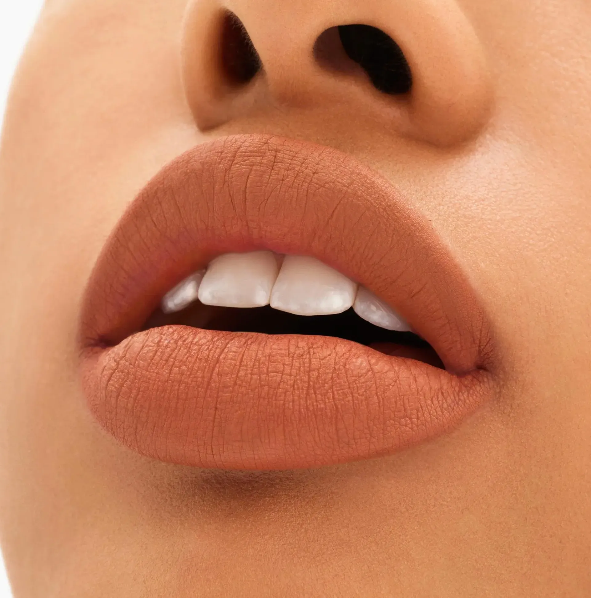 Mac Cosmetics Huulimeikit<MAC Locked Kiss 24Hr Lipstick huulipuna 1,8 g