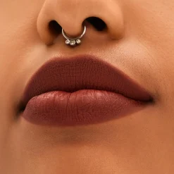 Mac Cosmetics Huulimeikit<MAC Locked Kiss 24Hr Lipstick huulipuna 1,8 g
