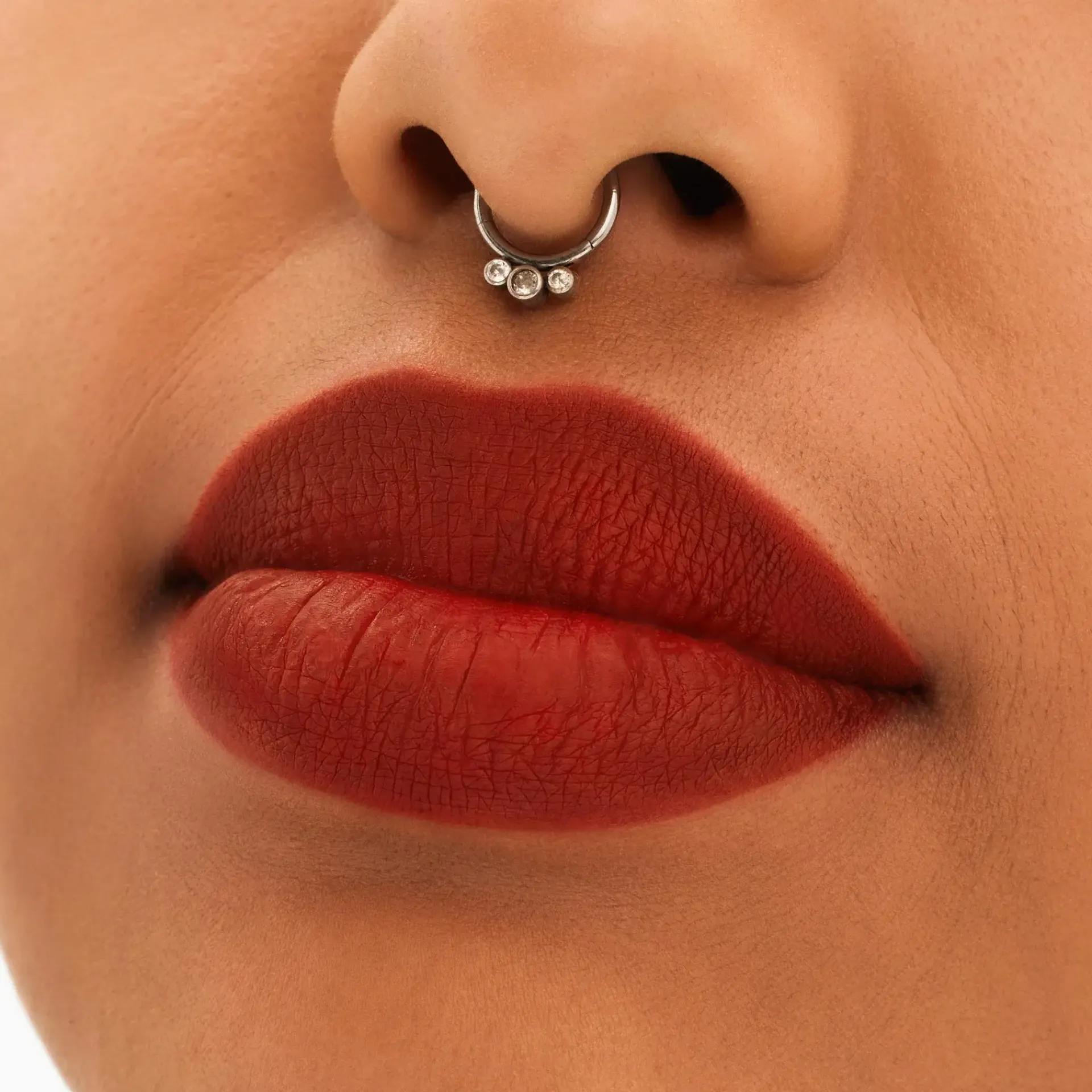 Mac Cosmetics Huulimeikit<MAC Locked Kiss 24Hr Lipstick huulipuna 1,8 g