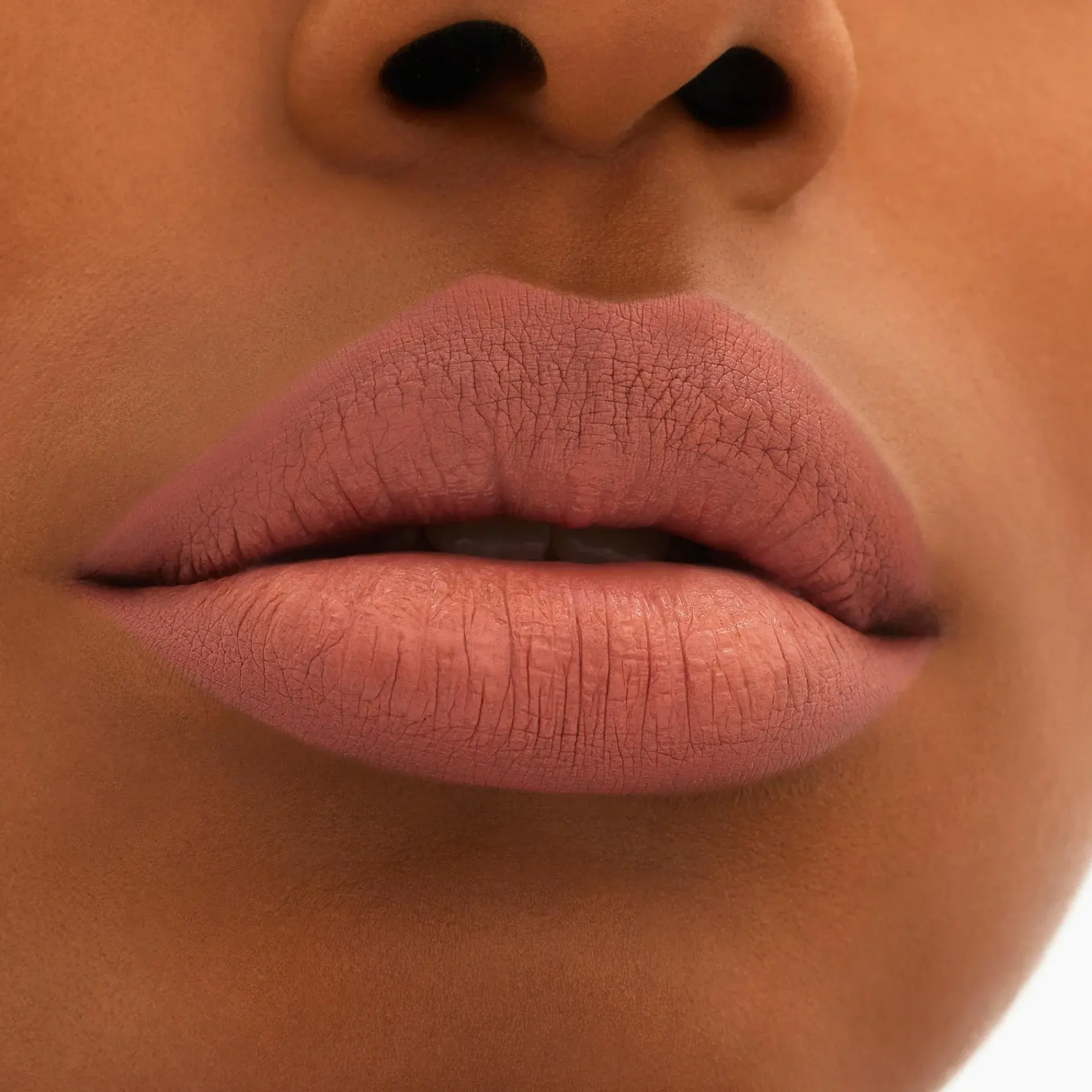 Mac Cosmetics Huulimeikit<MAC Locked Kiss 24Hr Lipstick huulipuna 1,8 g