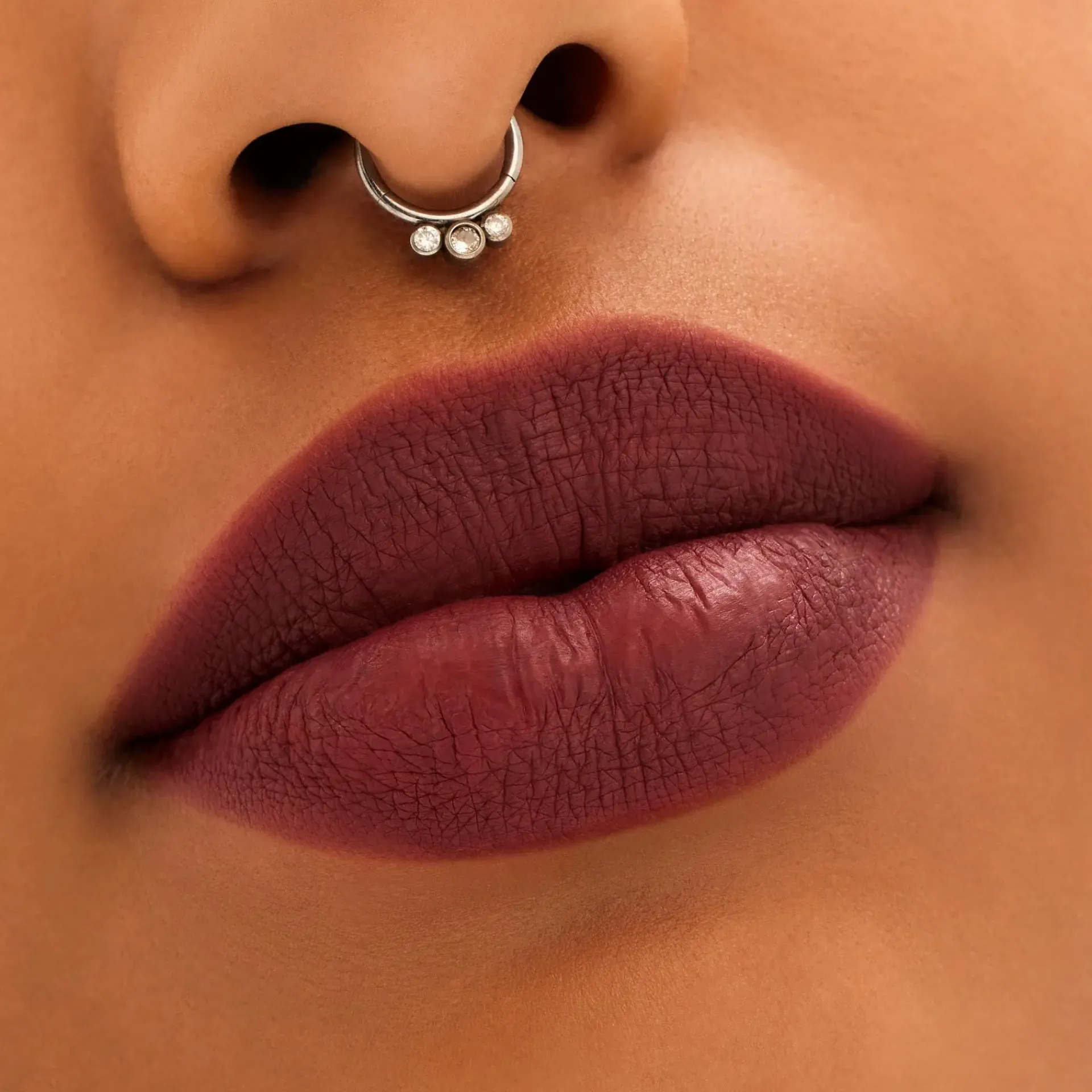 Mac Cosmetics Huulimeikit<MAC Locked Kiss 24Hr Lipstick huulipuna 1,8 g
