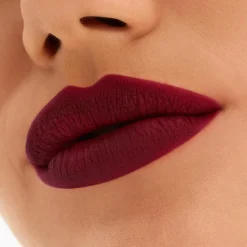 Mac Cosmetics Huulimeikit<MAC Locked Kiss 24Hr Lipstick huulipuna 1,8 g
