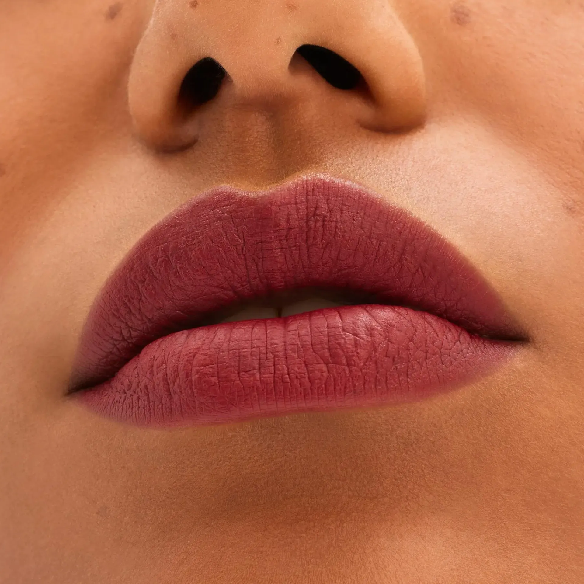 Mac Cosmetics Huulimeikit<MAC Locked Kiss 24Hr Lipstick huulipuna 1,8 g