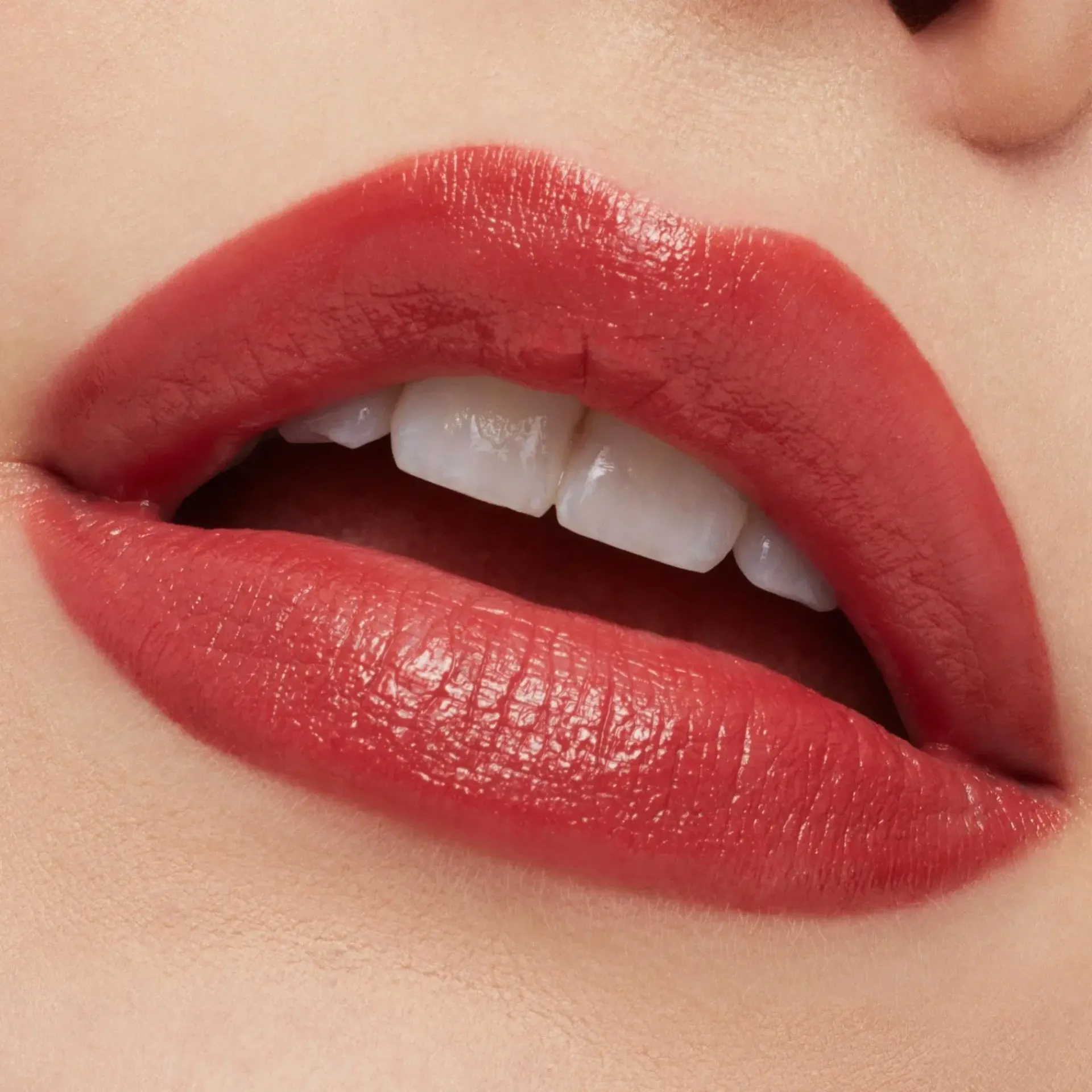 Mac Cosmetics Huulimeikit<MAC Mini Macximal Sleek Satin Lipstick huulipuna 1,5 g
