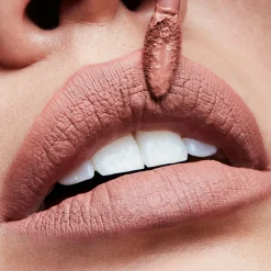 Mac Cosmetics Huulimeikit<MAC Retro Matte Liquid Lipcolor huuliväri 5 ml