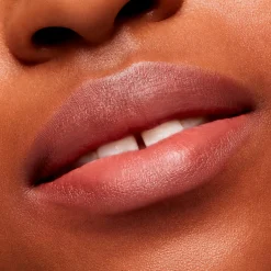 Mac Cosmetics Huulimeikit<MAC Velvet blur lipstick huulipuna 2g