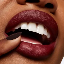 Mac Cosmetics Huulimeikit<MAC Velvet blur lipstick huulipuna 2g