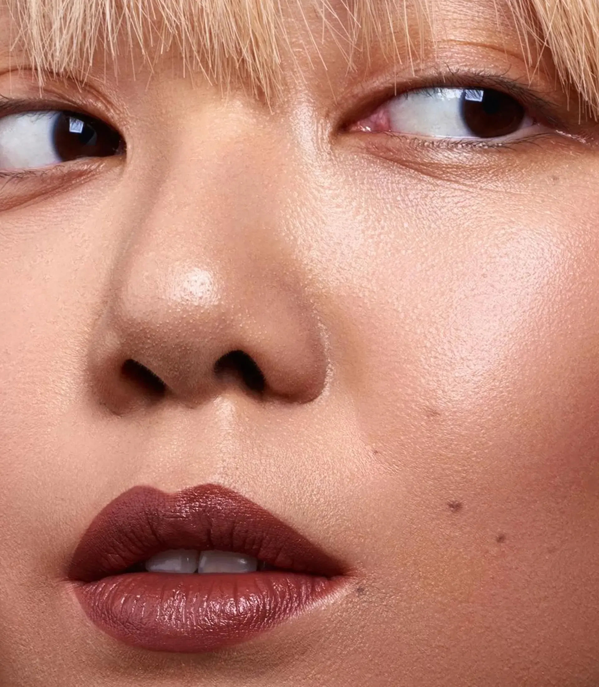 MÁDARA Meikit|Huulimeikit<Madara Velvet Wear Lipstick huulipuna 3,8 g