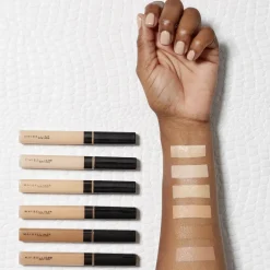 Maybelline Kasvomeikit<New York Fit Me Concealer 30 Cafe -peitevoide 6,8ml