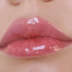 MOIRA Cosmetics Huulimeikit<MOIRA Glow Getter Hydrating Oil huuliöljy 4,6 ml
