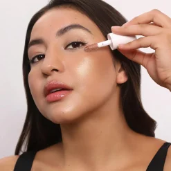 MOIRA Cosmetics Kasvomeikit<MOIRA Glow Show Liquid Highlighter nestemäinen korostusväri