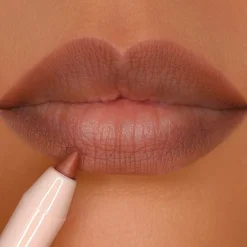 MOIRA Cosmetics Huulimeikit<MOIRA Lip Appeal Waterproof Liner huultenrajauskynä 0,6 g