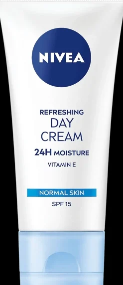 NIVEA Kasvojenhoito<50ml Refreshing Day Cream -päivävoide sk15