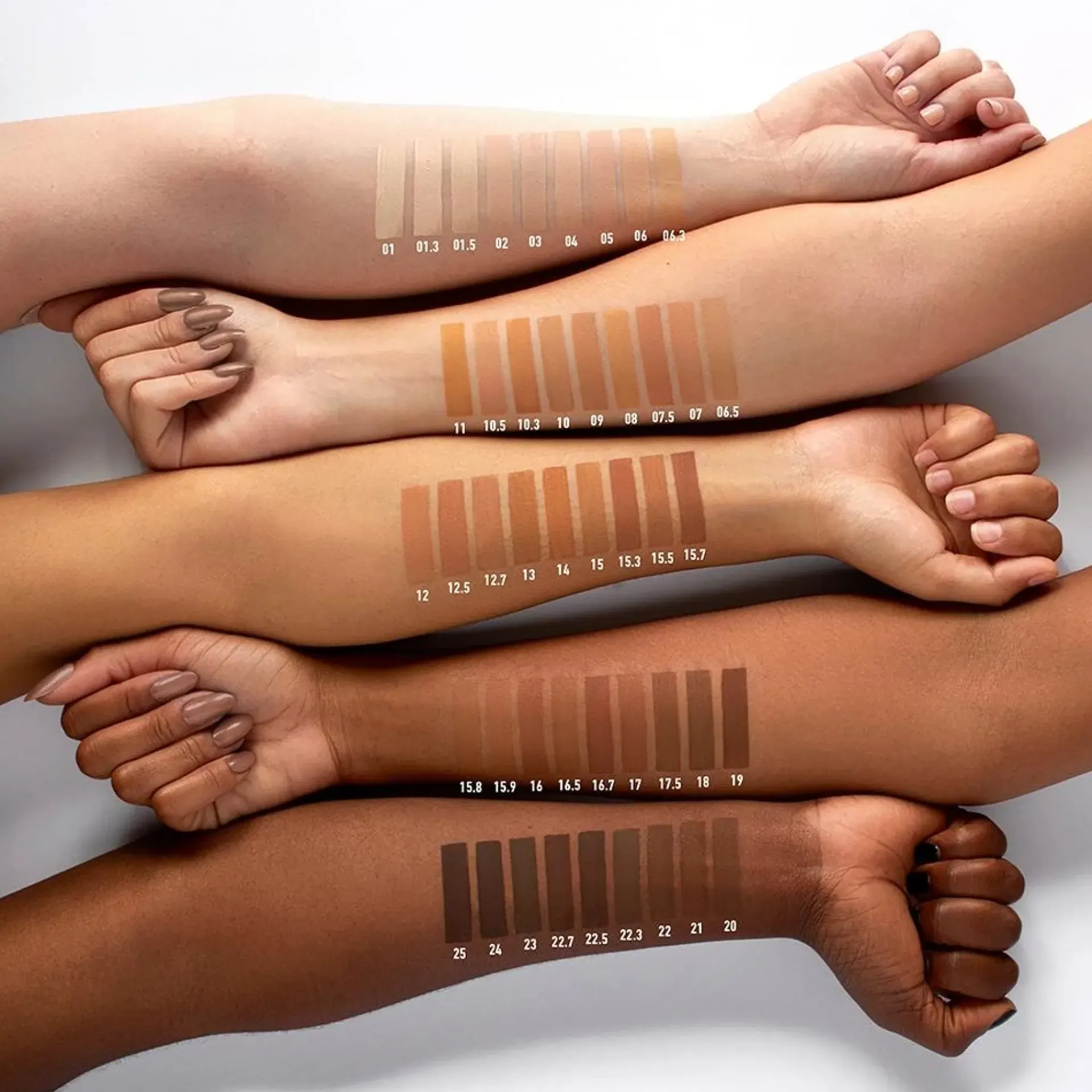 NYX Professional Makeup Kasvomeikit<Can't Stop Won't Stop Full Coverage Foundation meikkivoide 30 ml
