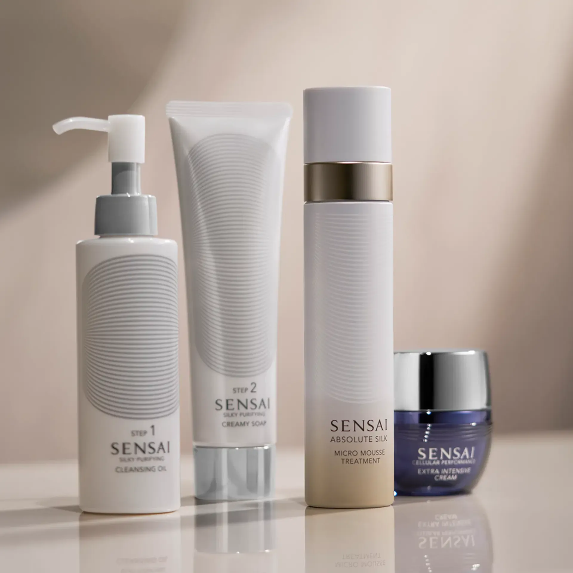 SENSAI J-Beauty|Kasvojenhoito<Absolute Silk Micro Mousse Treatment vaahtomainen hoitovesi 90 ml