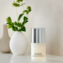 SENSAI J-Beauty|Vartalonhoito<Cellular Performance Throat and Bust Lifting Effect kaula- ja dekolteeseerumi 100 ml