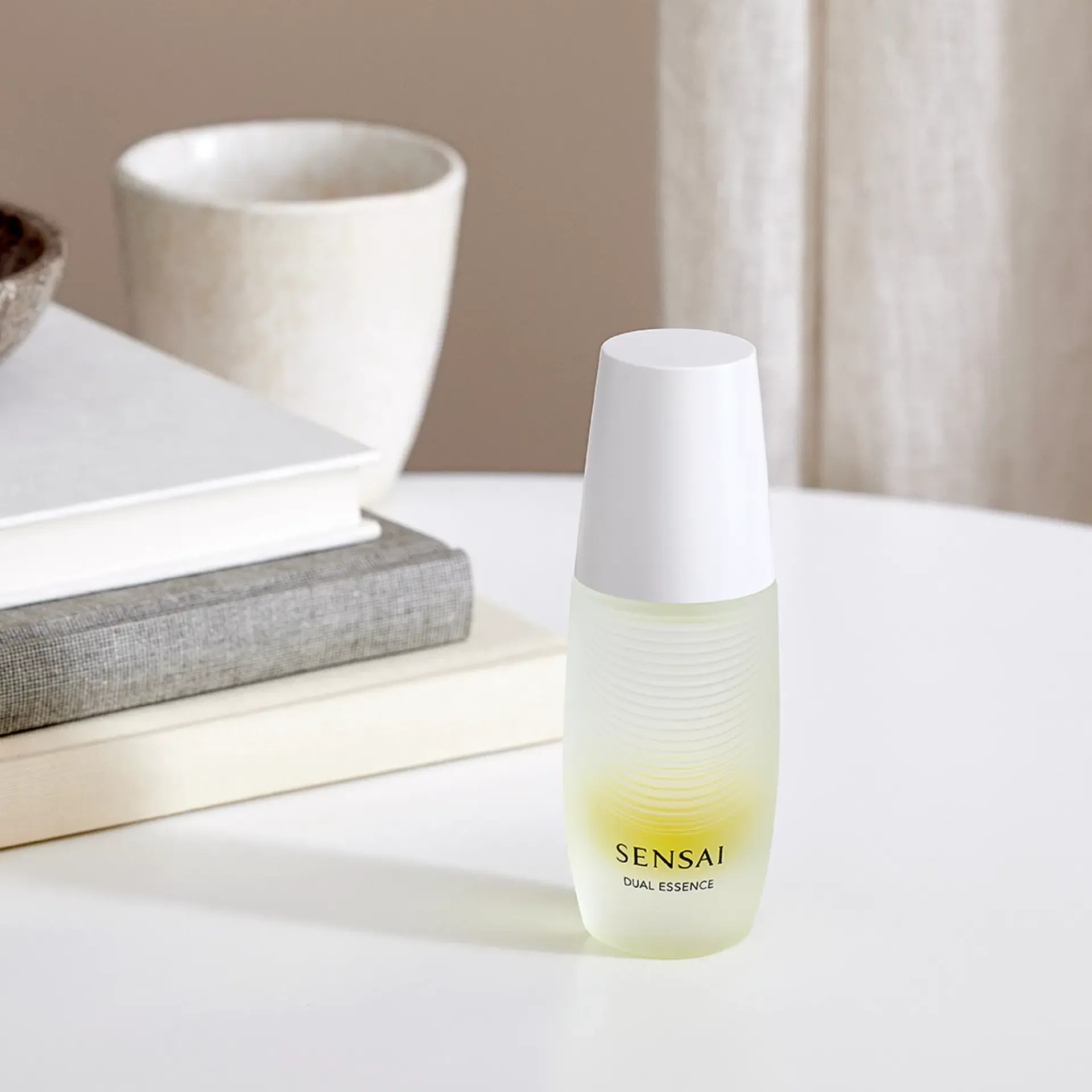 SENSAI J-Beauty|Kasvojenhoito<Dual Essence kasvoseerumi 30 ml