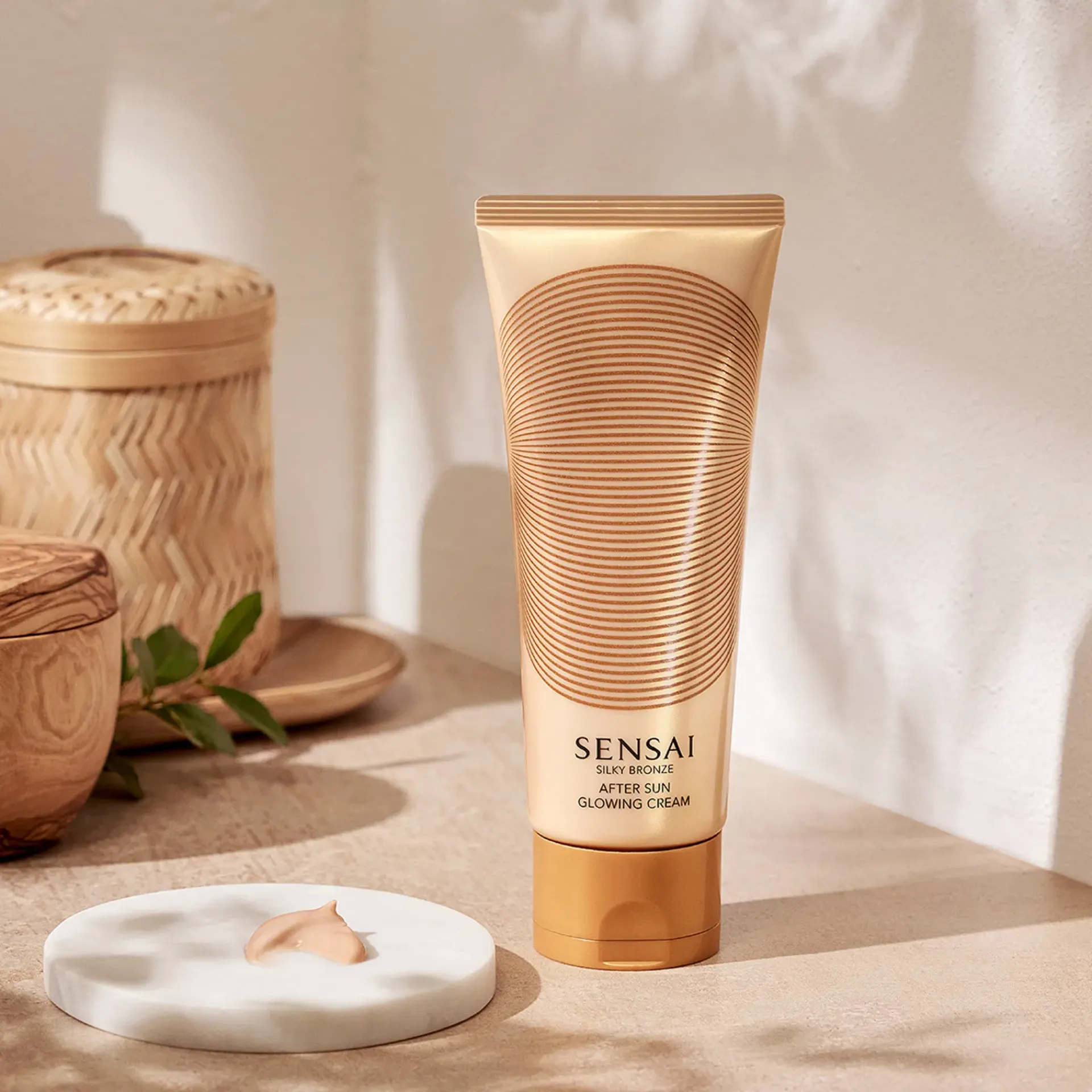 SENSAI J-Beauty|Aurinkotuotteet<Silky Bronze After Sun Glowing Cream hoitovoide auringonoton jälkeen 150 ml