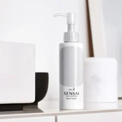 SENSAI J-Beauty|Kasvojenhoito<Silky Purifying Milky Soap vaahtoutuva puhdistusemulsio 150 ml