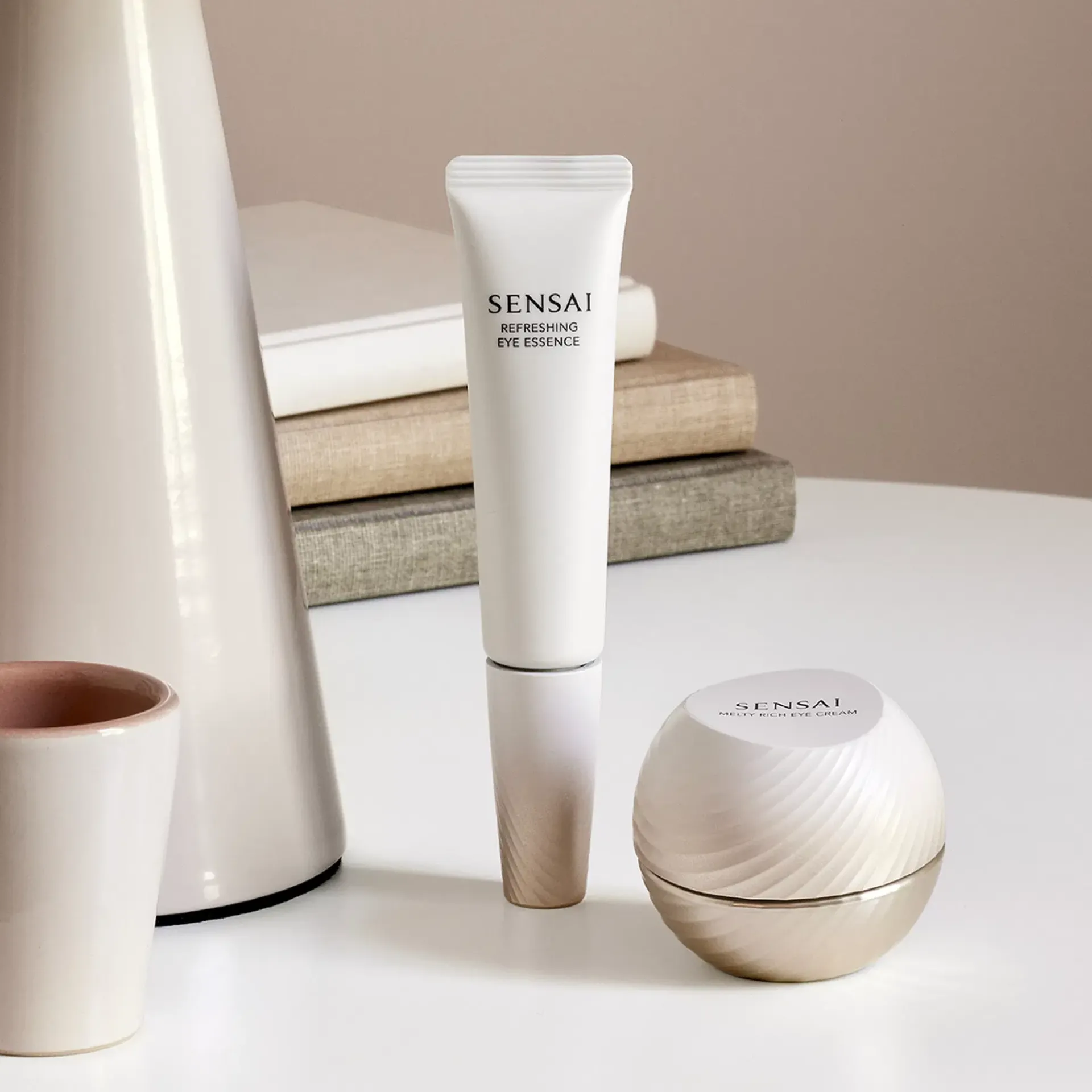 SENSAI J-Beauty|Kasvojenhoito<Total Eye Treatment Set silmänympärysihon hoitosetti
